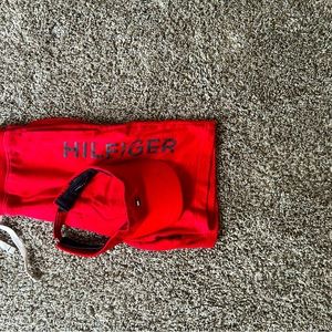 Tommy Hilfiger + Visor Bundle